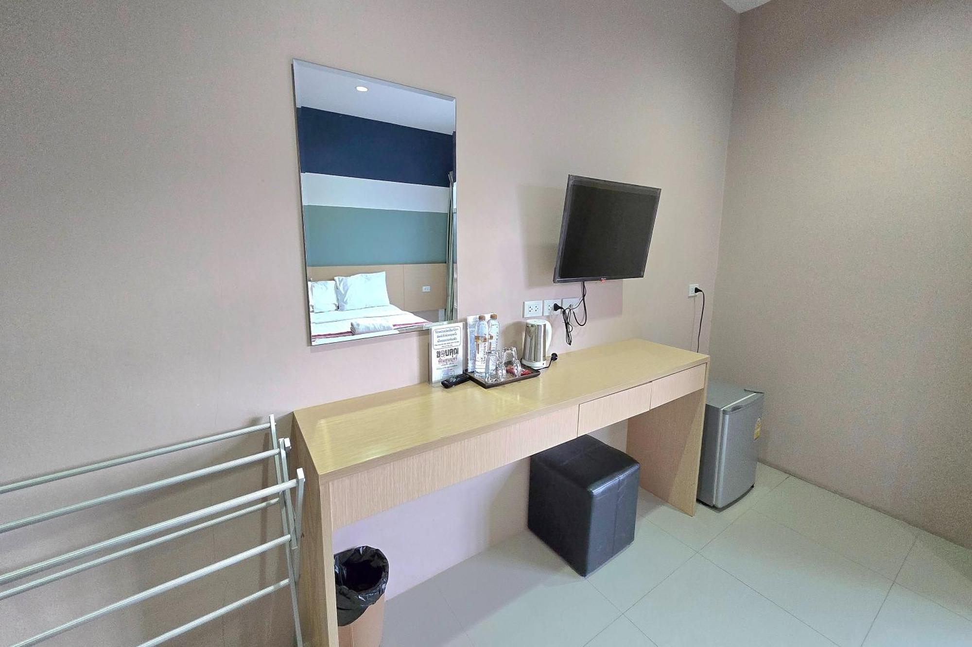 Jj Residence Phuket Town מראה חיצוני תמונה