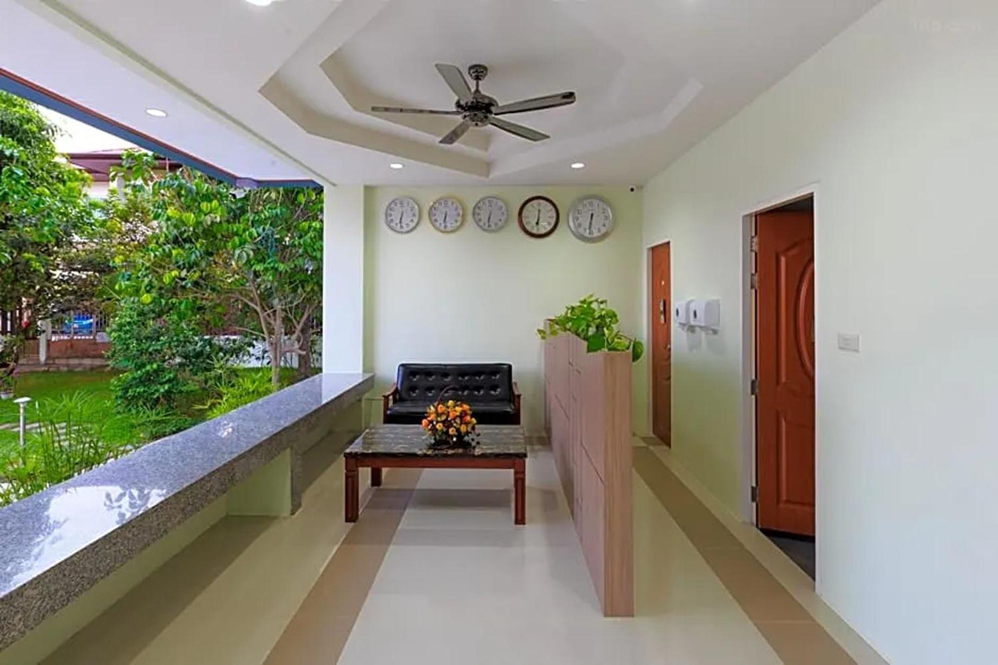 Jj Residence Phuket Town מראה חיצוני תמונה