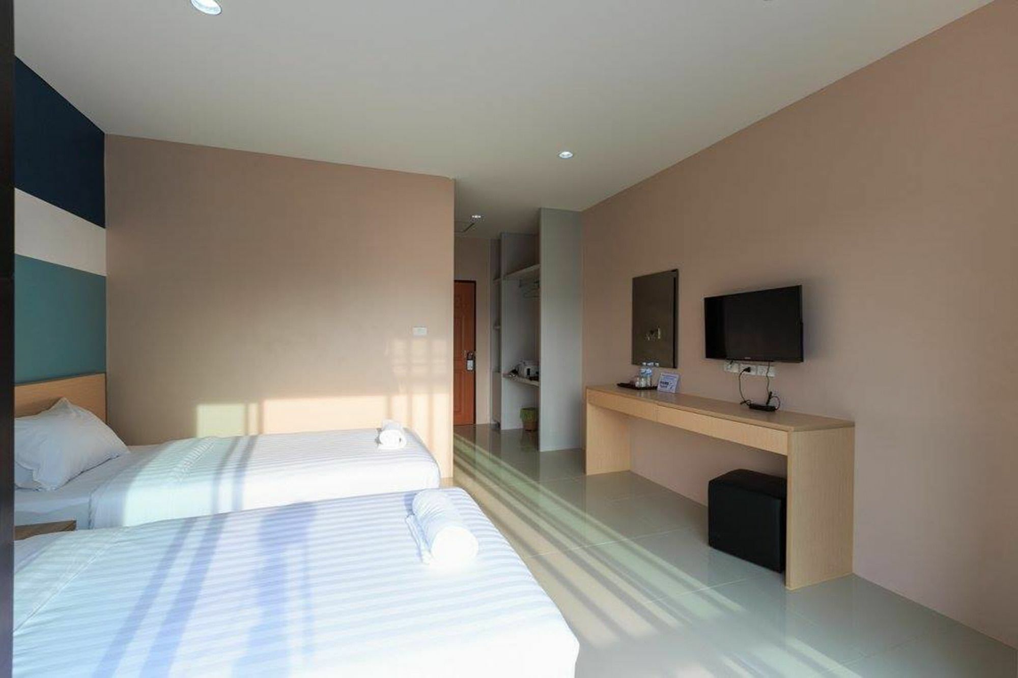 Jj Residence Phuket Town מראה חיצוני תמונה